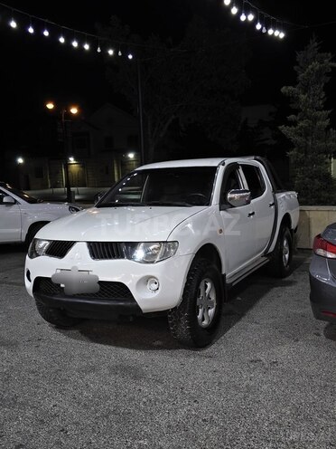 Mitsubishi L200 2007, 417,000 km - 2.5 l - Bakı
