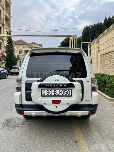Mitsubishi Pajero 2007, 139,000 km - 3.0 l - Bakı