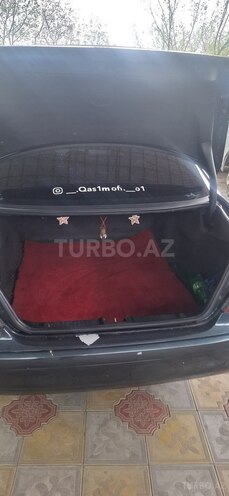 Mercedes E 220 d 2002, 495,805 km - 2.2 л - Tovuz