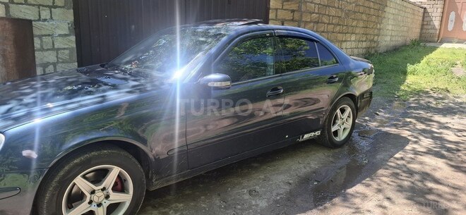 Mercedes E 220 d 2002, 495,805 km - 2.2 л - Tovuz