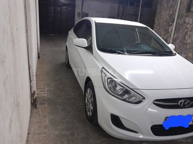 Hyundai Accent 2015, 90,900 km - 1.6 л - Bakı