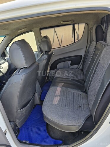 Mitsubishi L200 2007, 417,000 km - 2.5 l - Bakı