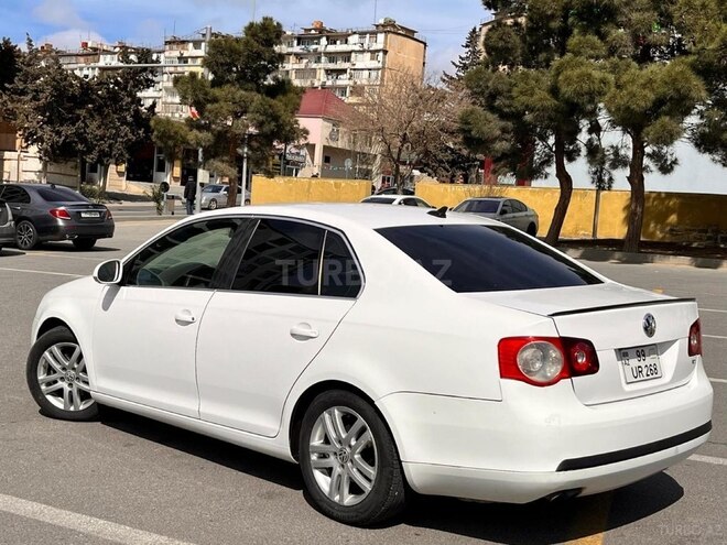 Volkswagen Jetta 2010, 307,000 km - 2.0 л - Bakı
