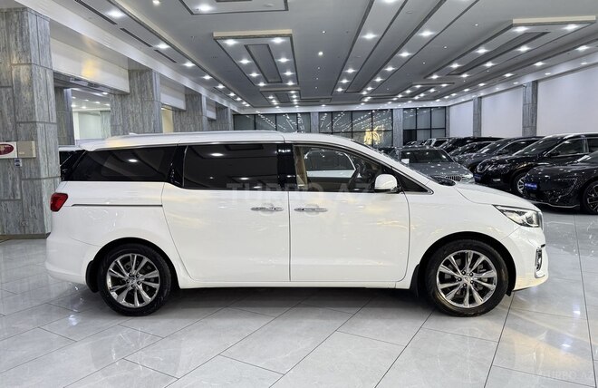Kia Carnival 2020, 117,300 km - 2.2 l - Bakı