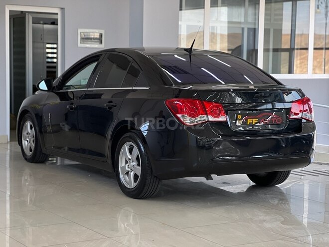 Chevrolet Cruze-4