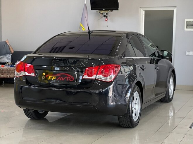 Chevrolet Cruze-5