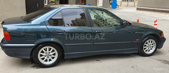 BMW 318 1997, 280,000 km - 1.8 l - Bakı