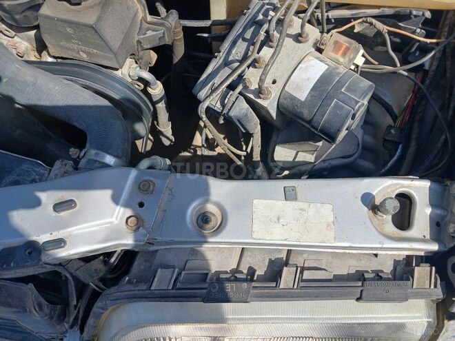 Mercedes C 250 d 2016, 333,222 km - 2.1 l - Bakı