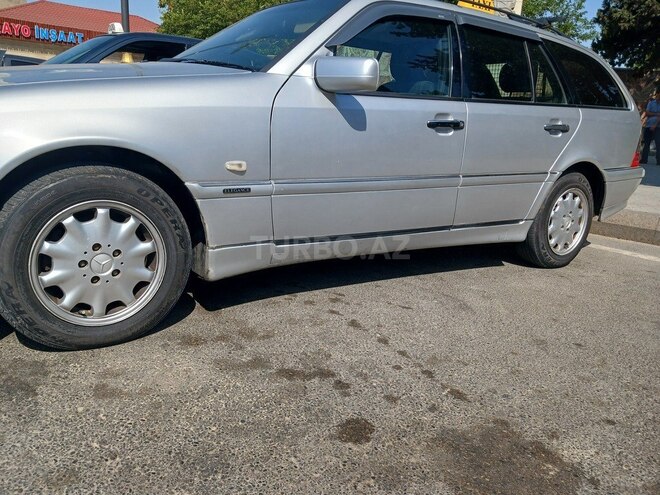 Mercedes C 250 d 2016, 333,222 km - 2.1 l - Bakı