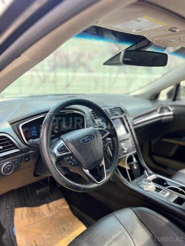 Ford Fusion (North America) 2019, 121,000 km - 2.0 l - Bakı