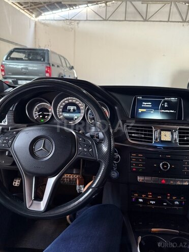 Mercedes E 220 d 2015, 240,000 km - 2.2 л - Bakı