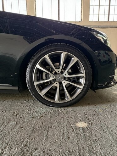 Mercedes E 220 d 2015, 240,000 km - 2.2 л - Bakı