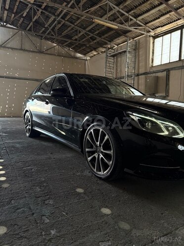 Mercedes E 220 d 2015, 240,000 km - 2.2 л - Bakı