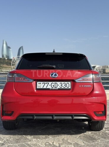 Lexus CT 200h-2