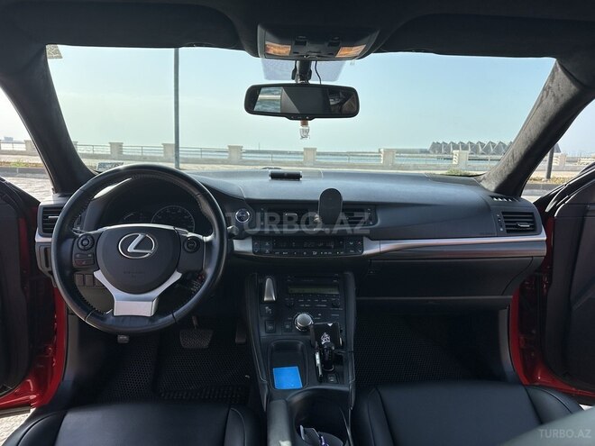 Lexus CT 200h-3