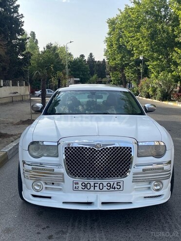 Chrysler 300C-1
