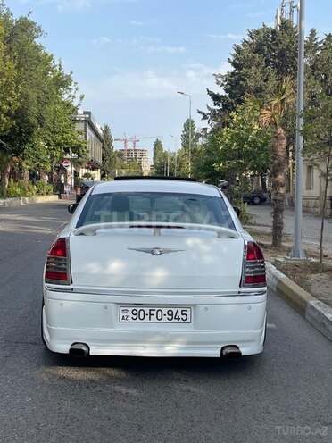 Chrysler 300C-4