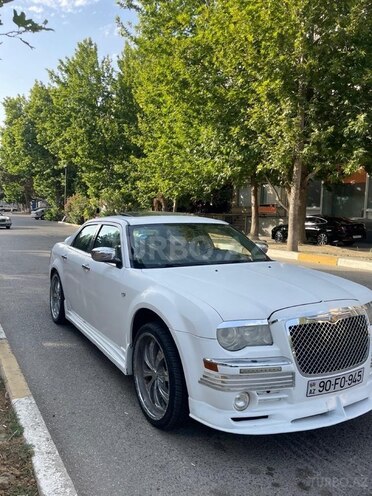 Chrysler 300C-3