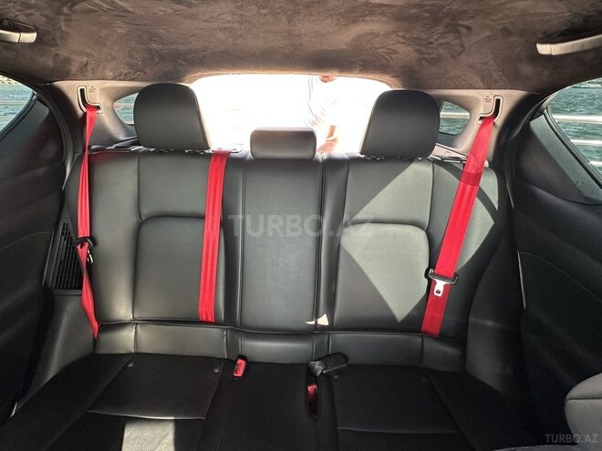 Lexus CT 200h-7