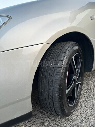 Toyota Corolla 2004, 185,000 km - 1.4 l - Bakı