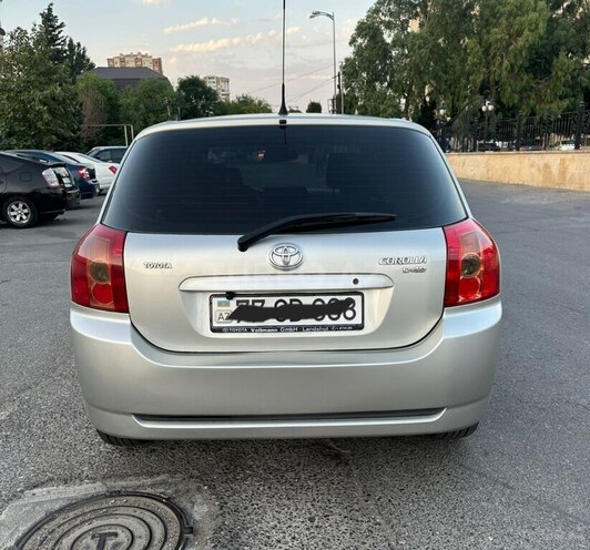 Toyota Corolla 2004, 185,000 km - 1.4 l - Bakı