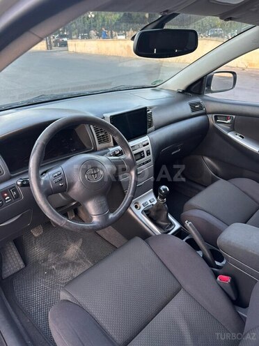 Toyota Corolla 2004, 185,000 km - 1.4 l - Bakı
