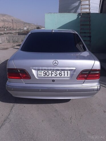 Mercedes E 280 1999, 268,000 km - 2.8 l - Bakı