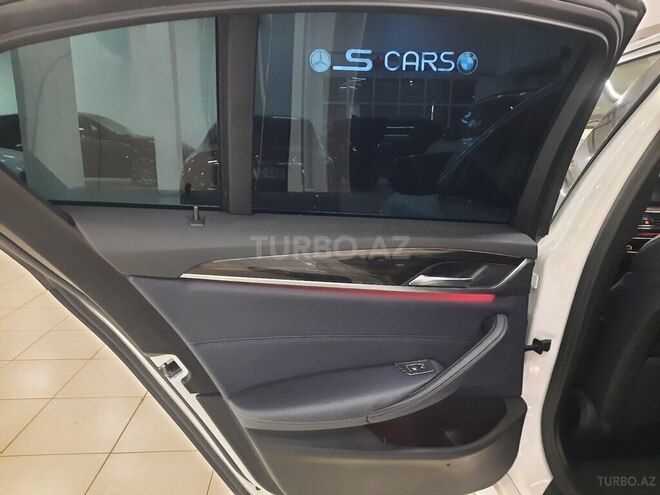 BMW 530-9