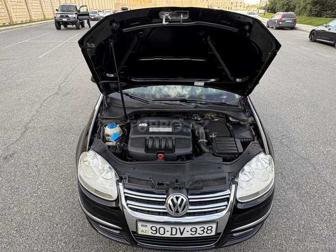 Volkswagen Jetta-16