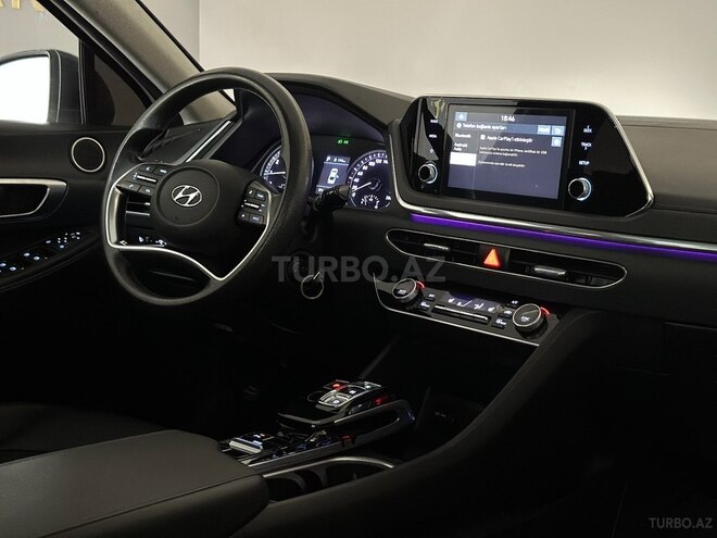 Hyundai Sonata-17