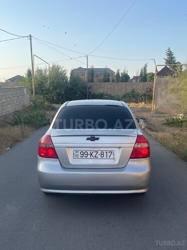 Chevrolet Aveo-6