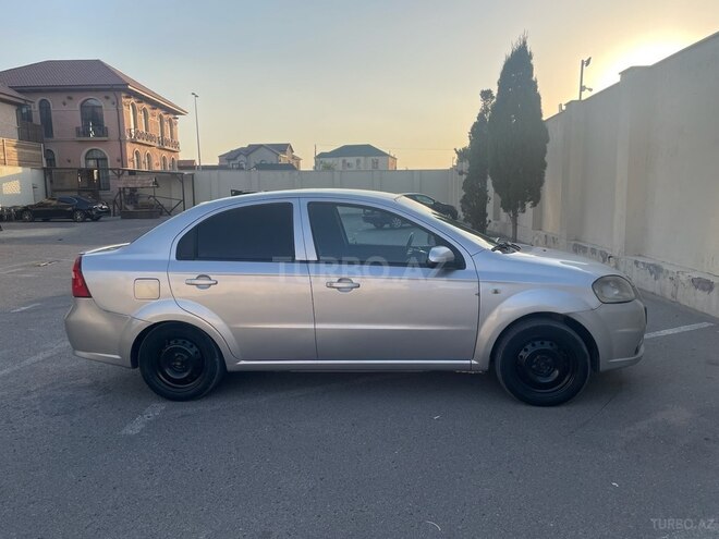 Chevrolet Aveo-4