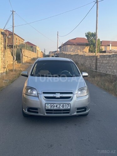 Chevrolet Aveo-1