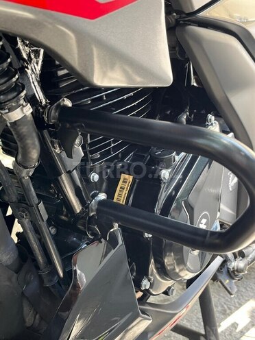 Bajaj  2025, 5,800 km - 0.3 l - Xırdalan