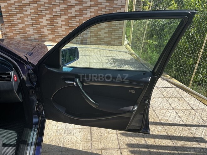 Mercedes C 180 1999, 260,000 km - 1.8 l - Bakı