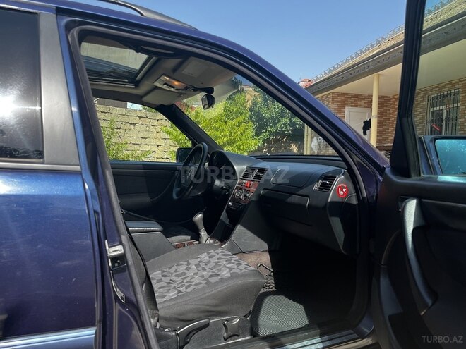 Mercedes C 180 1999, 260,000 km - 1.8 l - Bakı