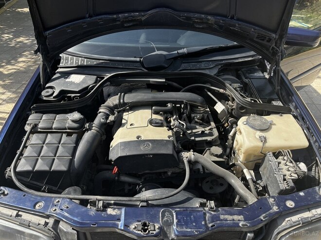 Mercedes C 180 1999, 260,000 km - 1.8 l - Bakı