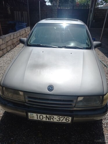 Opel Vectra 1992, 523,000 km - 1.8 l - Bərdə