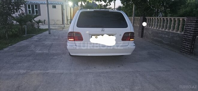 Mercedes E 220 d 2000, 389,000 km - 2.2 l - Bakı