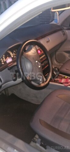 Mercedes E 220 d 2000, 389,000 km - 2.2 l - Bakı