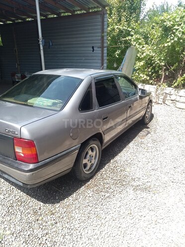 Opel Vectra 1992, 523,000 km - 1.8 l - Bərdə