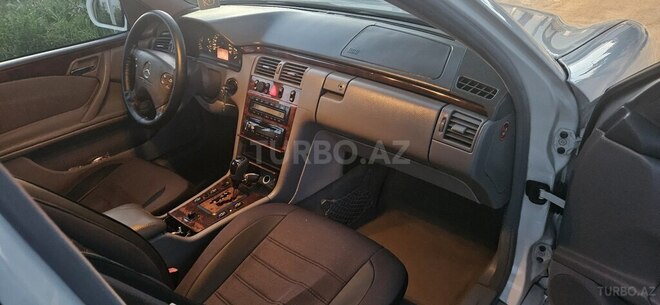 Mercedes E 220 d 2000, 389,000 km - 2.2 l - Bakı