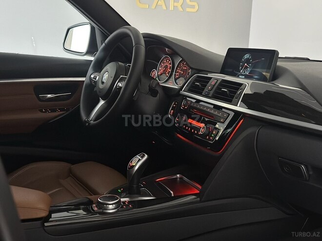 BMW 330-11