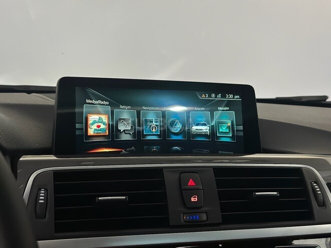 BMW 330-29