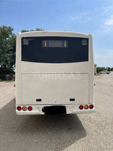 Isuzu Ecobus 2012, 275,000 km - 4.6 l - Qusar