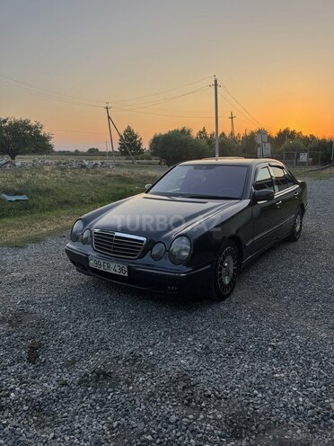 Mercedes E 220 d 1999, 570,000 km - 2.2 l - Goranboy