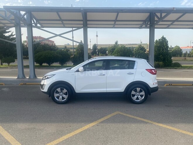 Kia Sportage 2010, 240,000 km - 2.0 l - Bakı