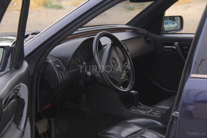 Mercedes C 240 1999, 213,225 km - 2.4 l - Gəncə