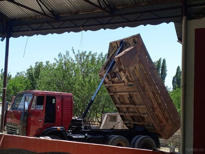 KamAz 55111 1989, 2,555,522 km - 11.0 l - Füzuli