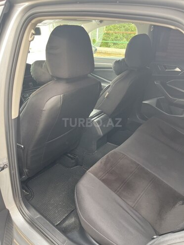 Volkswagen Jetta 2019, 132,000 km - 1.4 l - Naxçıvan